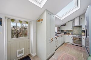 Breakfast kitchen- click for photo gallery